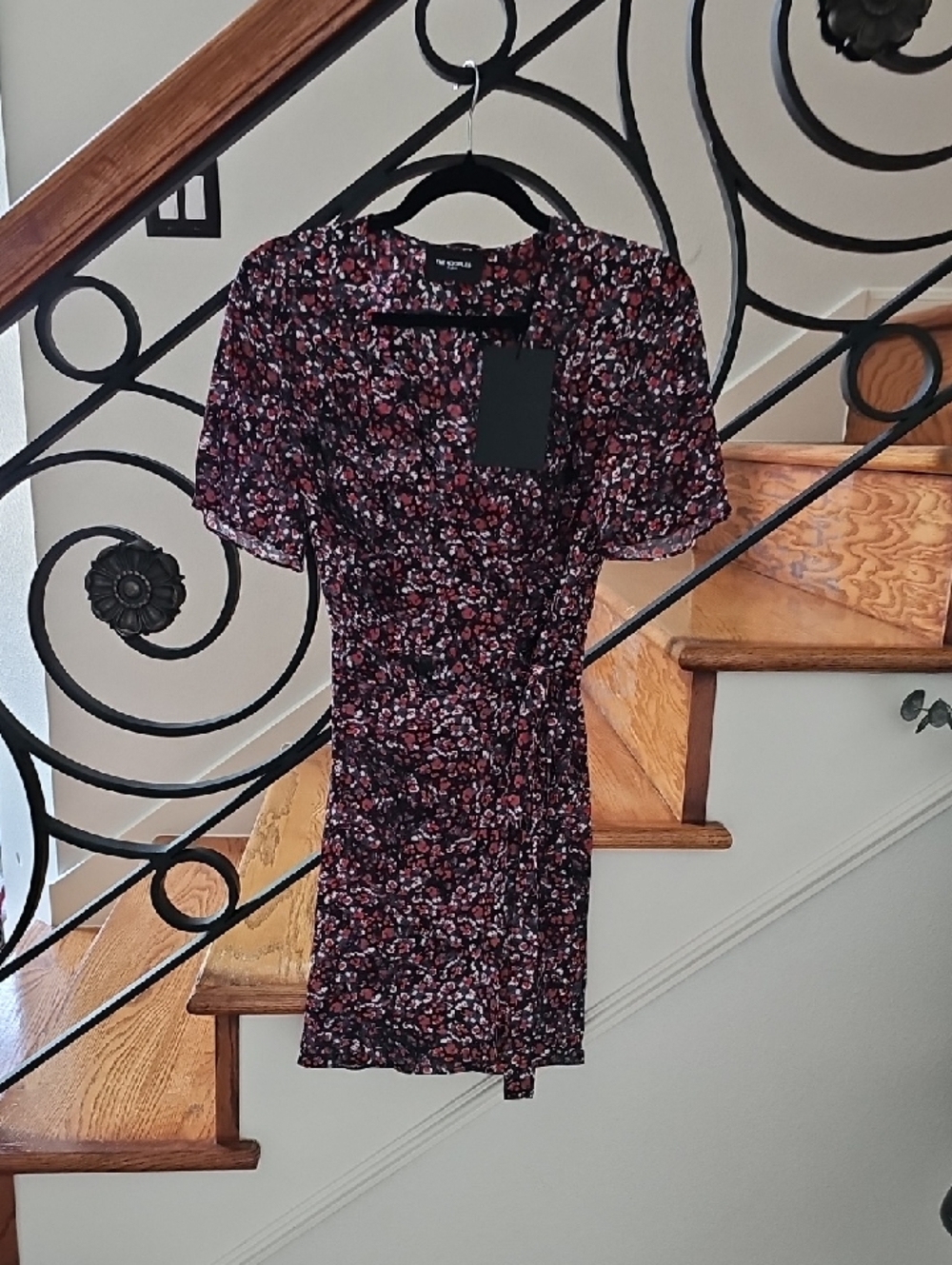 Vintage Rose Floral Short Sleeve Dress - Black/Pink‎ ptp 19